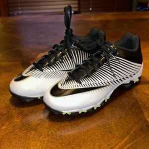 Never worn. Nike vapor cleats